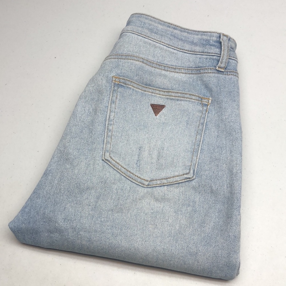 DISTRESS GUESS LA BOYFRIEND STYLE CROP JEANS 30x25🔻